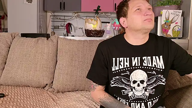 Crystal Neko online show from March 31, 2026, 9:48 pm