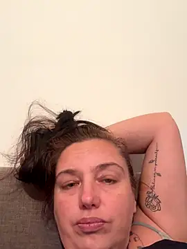 Eleanorxx online show from October 1, 2025, 8:04 pm