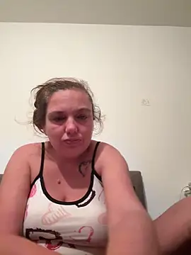 Eleanorxx online show from November 1, 2025, 10:12 pm