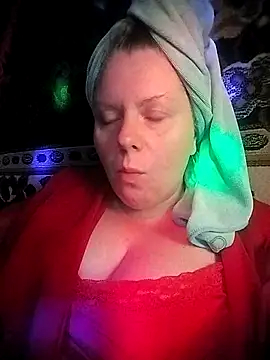 Snapshot of Fiona696 chatting on October 2, 2025, 4:47 pm Fiona696 online show from October 2, 2025, 4:47 pm