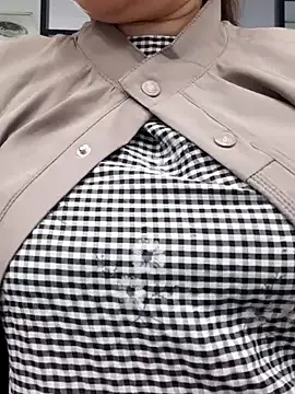 Kimkhaepretty online show from October 7, 2025, 5:15 am