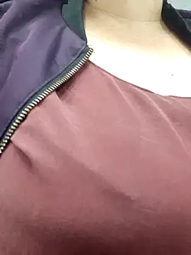 Kimkhaepretty online show from December 17, 2025, 5:02 am