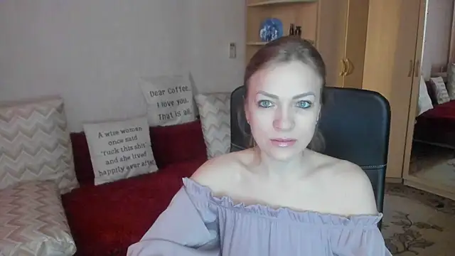 Tiffany Bates online show from January 10, 2026, 11:45 am