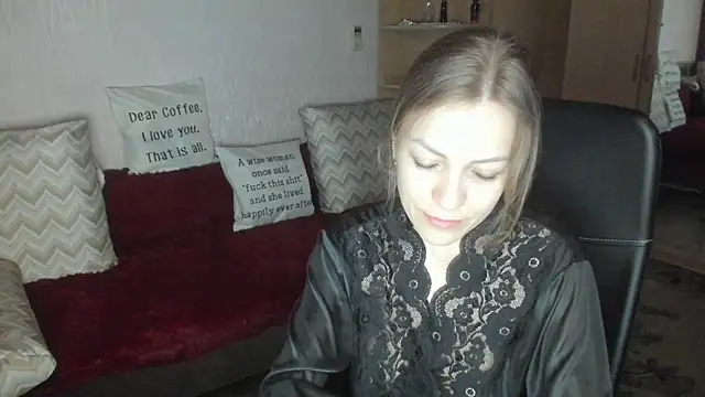 Tiffany Bates online show from March 29, 2026, 3:34 pm