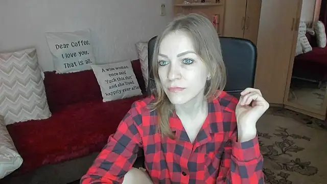 Tiffany Bates online show from April 3, 2026, 11:19 am