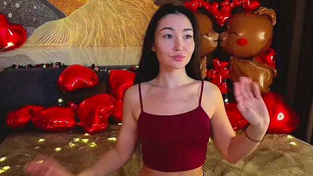 MilaYumi online show from February 14, 2026, 8:11 am