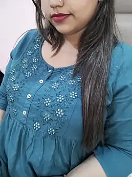 Miss Rose   online show from November 14, 2025, 2:05 pm