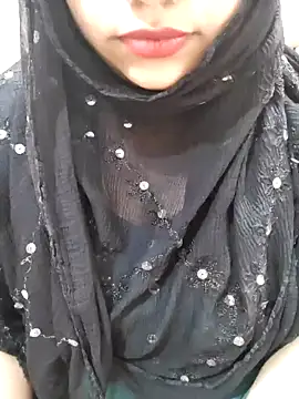 Miss Rose   online show from December 4, 2025, 4:48 pm