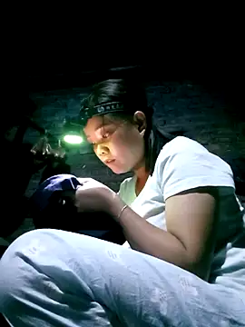 Samyy xx online show from December 14, 2025, 12:32 pm