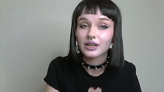 Snapshot of Paradoxy_ chatting on October 4, 2025, 7:45 pm Paradoxy online show from October 4, 2025, 7:45 pm