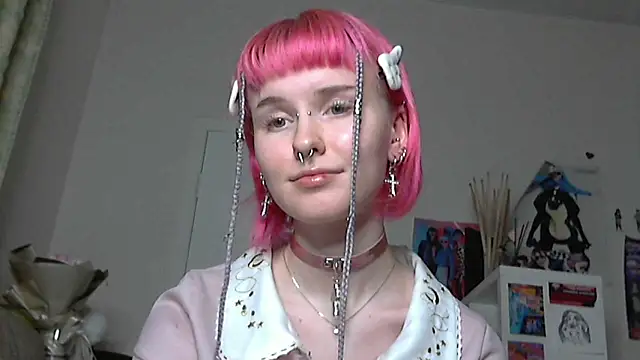 Snapshot of Paradoxy_ chatting on February 2, 2026, 7:45 pm Paradoxy online show from February 2, 2026, 7:45 pm