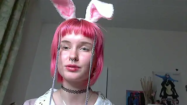 Snapshot of Paradoxy_ chatting on February 6, 2026, 8:56 pm Paradoxy online show from February 6, 2026, 8:56 pm