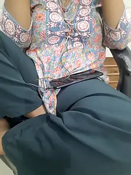 Minakshi 677 online show from September 30, 2025, 5:18 pm