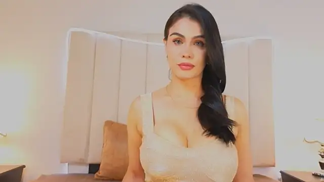 Snapshot of Antonella_Maxwell chatting on May 27, 2026, 7:55 pm Antonella Maxwell online show from May 27, 2026, 7:55 pm