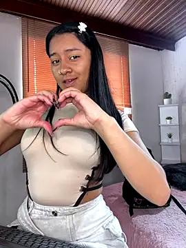 MelodyPink  online show from October 14, 2025, 5:03 pm