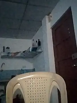 MEYBELLATINA online show from February 7, 2026, 10:57 pm