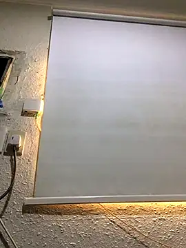 Yassesexy online show from December 1, 2025, 5:45 am