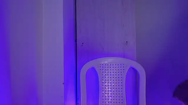 miamiller188 online show from November 18, 2025, 12:16 am