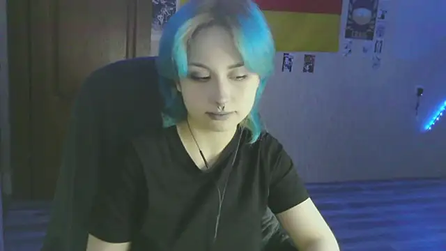 LeisaHopperstad online show from February 9, 2026, 2:21 pm