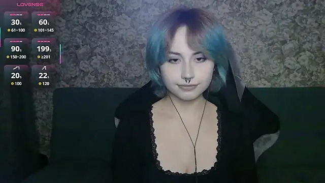 LeisaHopperstad online show from April 18, 2026, 7:07 pm