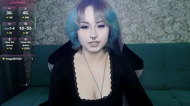 LeisaHopperstad online show from April 20, 2026, 2:20 pm