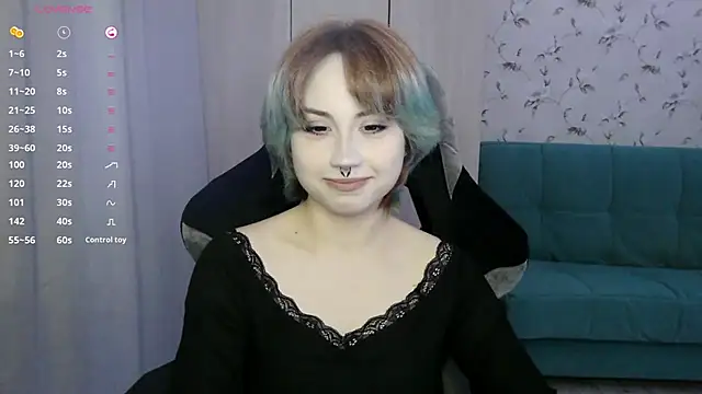 Snapshot of LeisaHopperstad chatting on May 23, 2026, 12:20 pm LeisaHopperstad online show from May 23, 2026, 12:20 pm