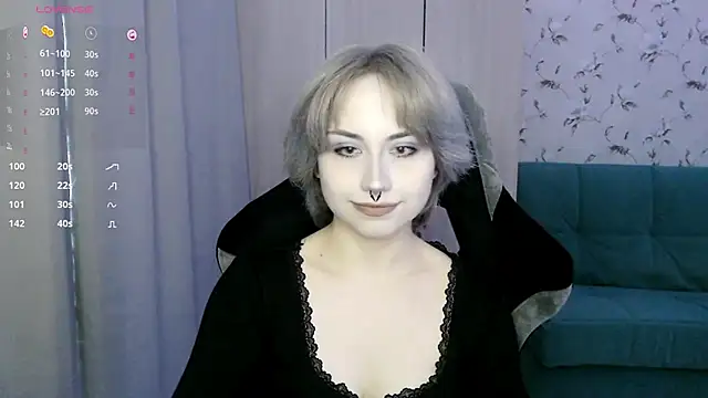 Snapshot of LeisaHopperstad chatting on June 3, 2026, 2:33 pm LeisaHopperstad online show from June 3, 2026, 2:33 pm