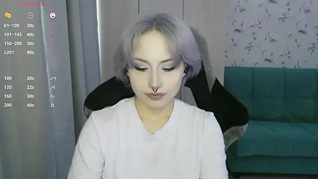 Snapshot of LeisaHopperstad chatting on June 19, 2026, 3:49 pm LeisaHopperstad online show from June 19, 2026, 3:49 pm