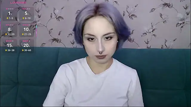 Snapshot of LeisaHopperstad chatting on July 22, 2026, 9:45 am LeisaHopperstad online show from July 22, 2026, 9:45 am