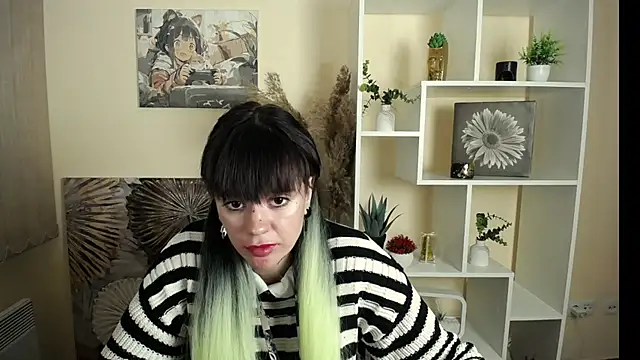 Snapshot of Dream_Caster_ chatting on September 29, 2025, 8:13 pm Dream Caster online show from September 29, 2025, 8:13 pm