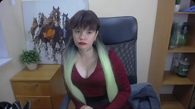 Snapshot of Dream_Caster_ chatting on October 11, 2025, 12:47 pm Dream Caster online show from October 11, 2025, 12:47 pm