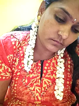 navyasree143 online show from October 23, 2025, 8:07 pm