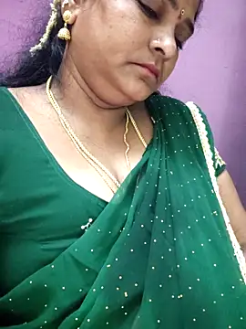 navyasree143 online show from October 30, 2025, 1:18 am