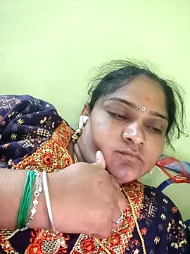 navyasree143 online show from January 18, 2026, 1:31 am