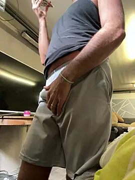 juan03065 online show from May 29, 2026, 1:09 pm