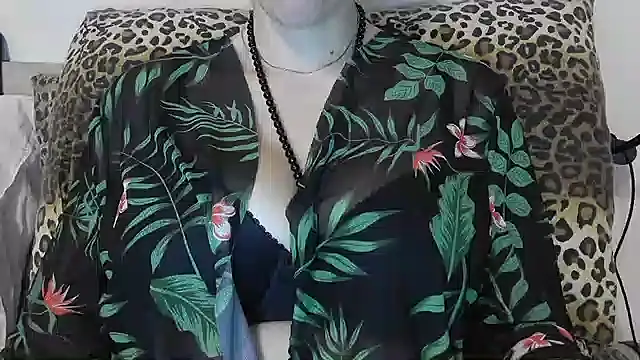 Estrella7x online show from October 22, 2025, 3:12 pm