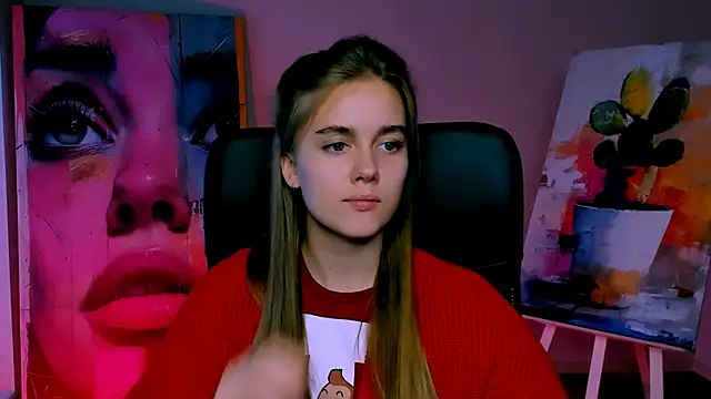 JuneWoods online show from November 28, 2025, 10:40 am