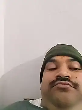 desiyouth94 online show from December 14, 2025, 1:38 pm