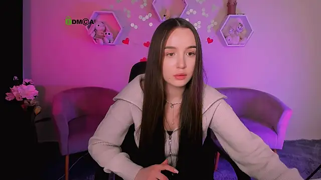 Snapshot of leslie_bird chatting on September 25, 2025, 2:21 pm leslie bird online show from September 25, 2025, 2:21 pm