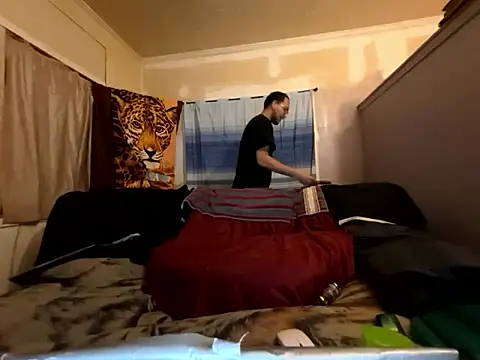 ThrowedWorldWide online show from January 12, 2026, 1:44 am