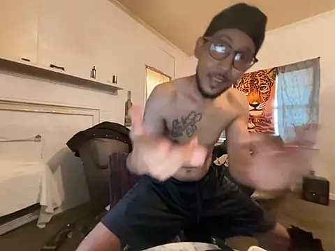 ThrowedWorldWide online show from February 20, 2026, 2:39 pm