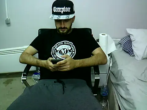 krerem online show from November 2, 2025, 2:30 pm