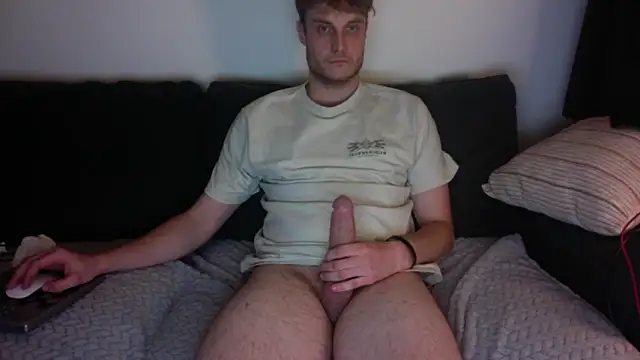 Snapshot of bangzrr3 chatting on October 12, 2025, 4:39 pm bangzrr3 online show from October 12, 2025, 4:39 pm