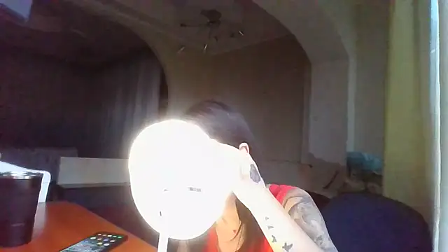 QueenMomyS online show from December 2, 2025, 6:30 am