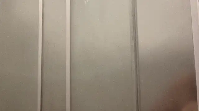 Snapshot of Milysoren chatting on February 23, 2026, 5:49 am Milysoren online show from February 23, 2026, 5:49 am