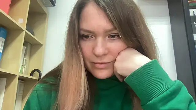 Snapshot of Milysoren chatting on March 5, 2026, 8:32 am Milysoren online show from March 5, 2026, 8:32 am