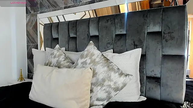 NaylaGrey online show from January 18, 2026, 12:09 pm