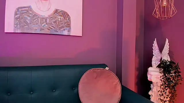 Snapshot of Alessiia__ chatting on November 29, 2025, 3:09 am Alessiia online show from November 29, 2025, 3:09 am