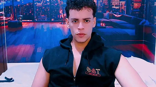 DominicBlazze online show from October 15, 2025, 7:03 pm