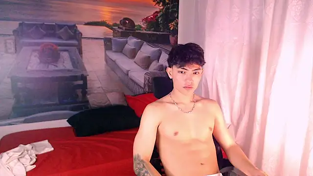 Snapshot of RomeoMillerr chatting on January 8, 2026, 8:11 pm RomeoMillerr online show from January 8, 2026, 8:11 pm